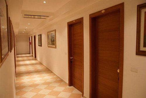 Hotel Bruna มาร์ตินซิกูโร ภายนอก รูปภาพ